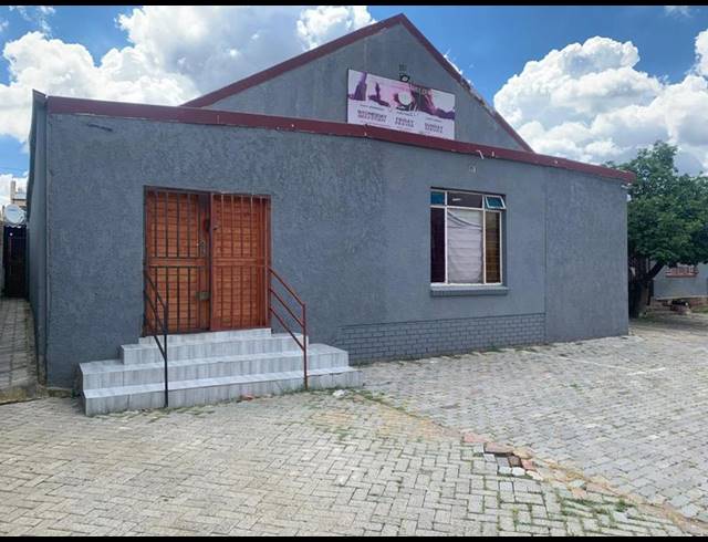 BUSINESS FOR SALE IN ROSETTENVILLE